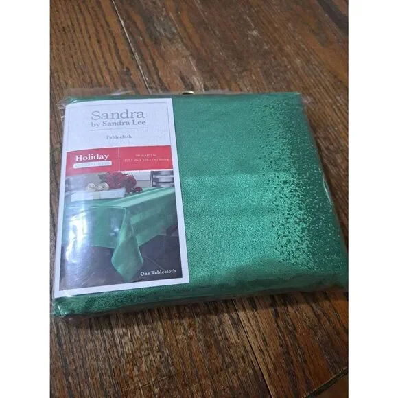 New Sandra Lee Green Satin Look 60