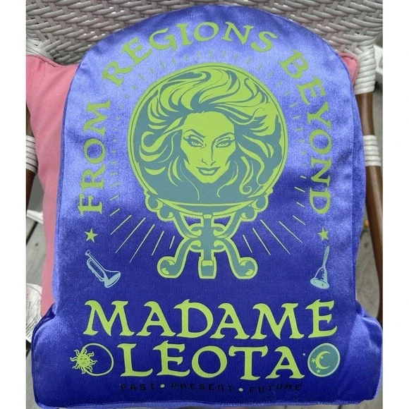 Disney Parks Haunted Mansion Madame Leota Pillow NWOT‎ Halloween Decor Purple