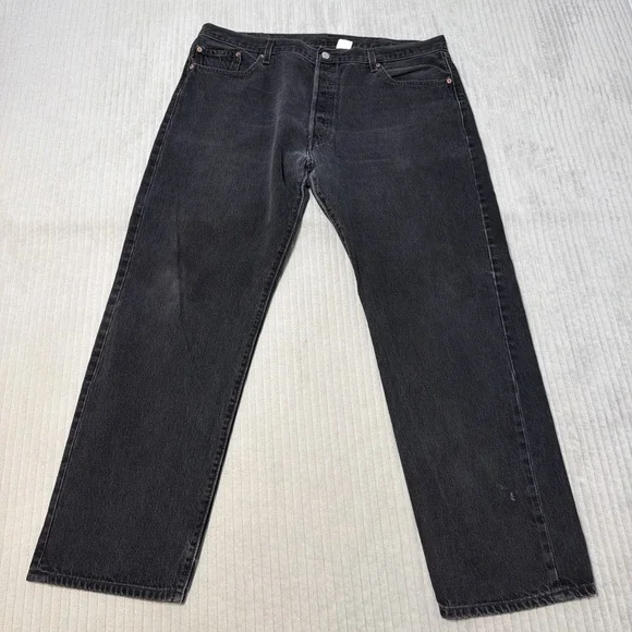Levis Mens 501 Black Jeans 40x32 Button Fly Straight Leg 90s Grunge Vintage