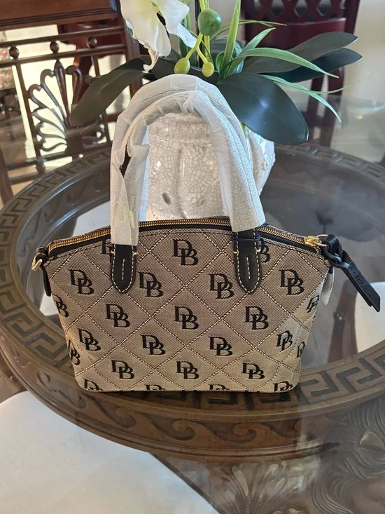 🖤🖤DOONEY & BOURKE SMALL MONOGRAM SATCHEL/CROSSBODY BAG!🖤🖤