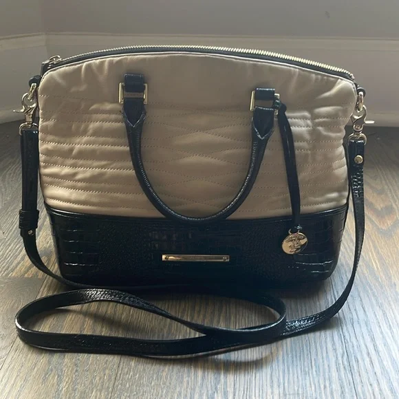 Women’s Brahmin Duxbury Cream Leather/Black Croc Satchel Bag