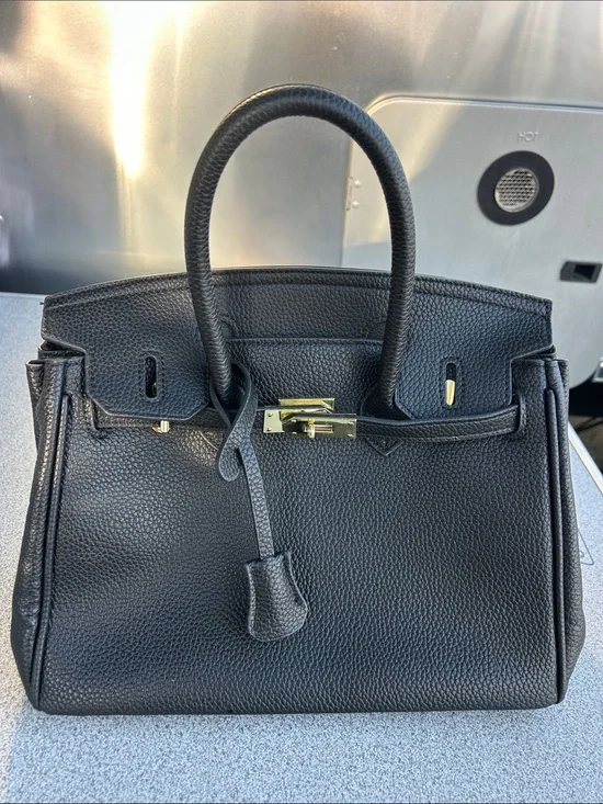 Classic Black Leather Satchel Handbag - Designer Style