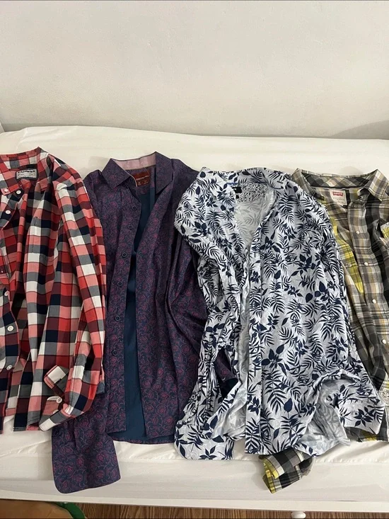 Levi's Plaid Button-Up Shirt in Black, Gray, Yellow