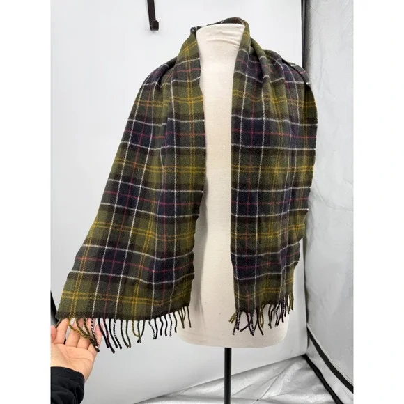 Barbour Tartan Scarf Mens OS Green Plaid Wool Blend Made in Scotland Fringed