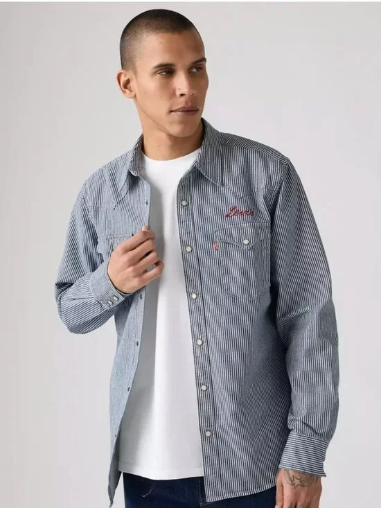 Levi's Classic Western Denim Shirt - M - Roadtrip Stripes - Medium Wash - NWOT