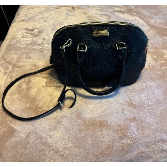 Elegant Burberry Black Embossed Check Grain Leather Satchel Crossbody Bag