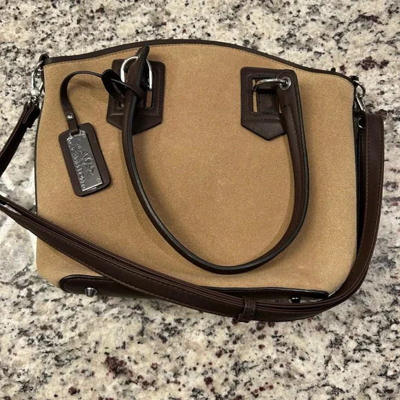 Cameleon Concealed Carry Tan and Brown Women's‎  Handbag NWOT