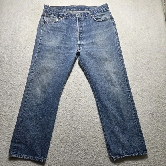 Vintage 1980s Levi's 501 Size 34x27 Button Fly USA Made‎ Distressed Faded