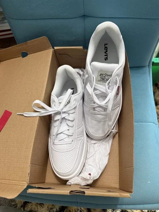 Levi's Drive Lo Mens Casual Sneakers White/Gum 7M White 500-13490