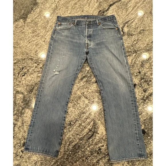 Levi's Jeans Mens 36x30 Blue 501 Straight Leg Button Fly‎ Denim Work Distressed