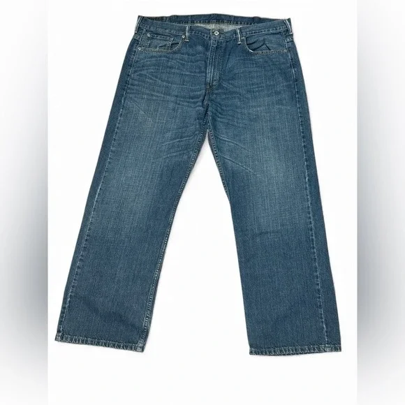 Levi's Relaxed Fit Blue Jeans for Men‎