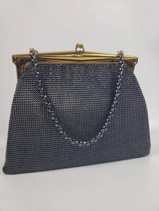 Whiting & Davis Black w/ Gold Mesh Evening Bag - Kisslock Gold Frame Vintage 9x7