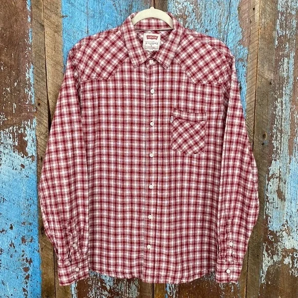 Levi’s Red Checked Western Long Sleeve Button Down Linen Blend Shirt