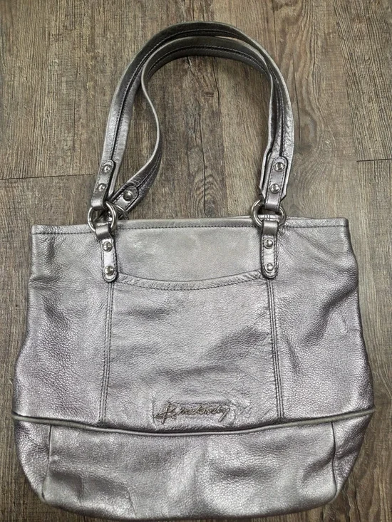 B. MAKOWSKI Shimmer 100% Leather Silver Metallic Handbag Purse Tote Shoulder Bag