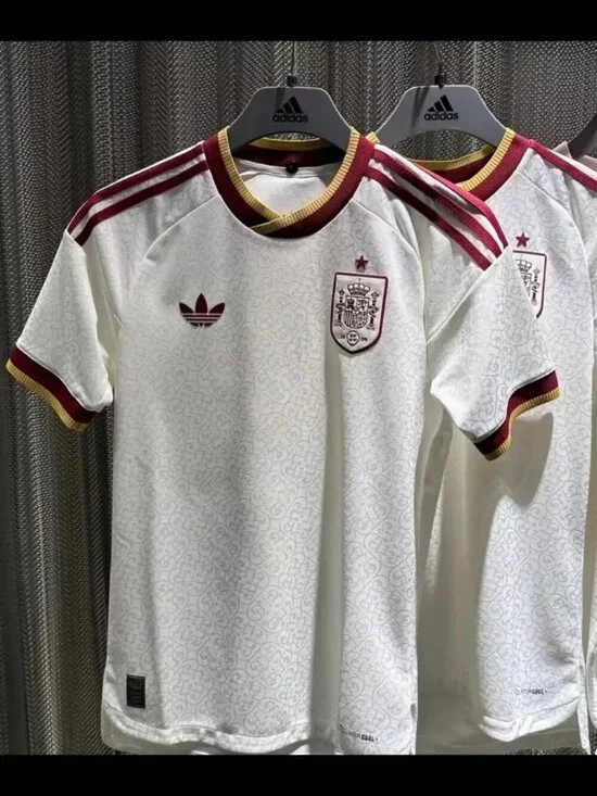 NWT Spain Football Kit White w/ Maroon Stripes & Gold Trim