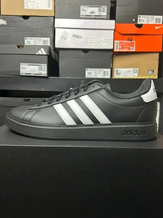 adidas Grand Court 2.0 Black White / $70 Retail! / Size 11 / Brand New!!
