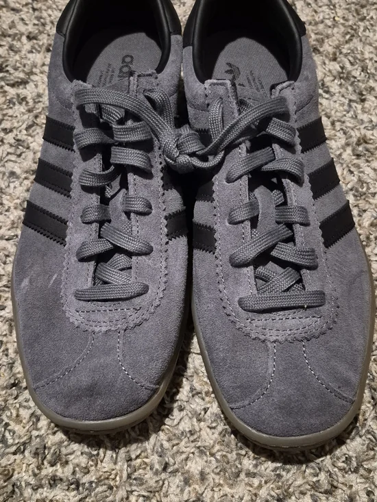 adidas Men’s Gray Suede Sneakers with Black Stripes