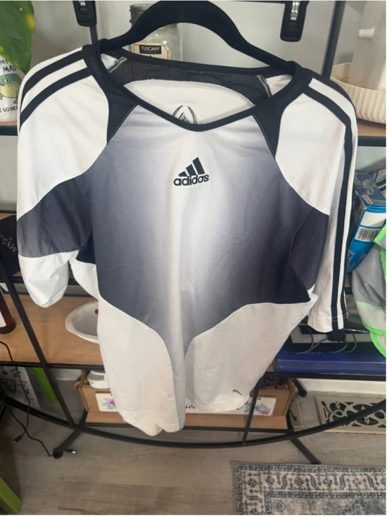 Men's Adidas Jersey Size M White Black Gradient Athletic Shirt