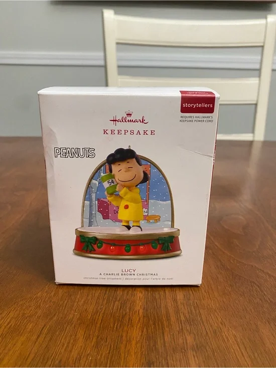 Hallmark Peanuts Lucy Storyteller Ornament 2018