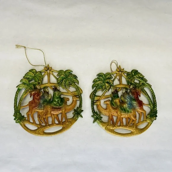2VTG Christmas Hard Plastic Ornament 3 Wise Men Kings Nativity Palm Trees Camels