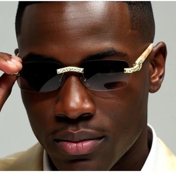 Men Diamond Sunglasses Men Rhinestone Gold Frame Classic Retro Small Frame Gafas