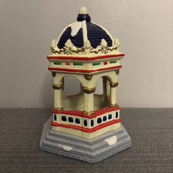 Vintage Dickens Collectibles‎ Noma Gazebo Porcelain 1996 Christmas Village