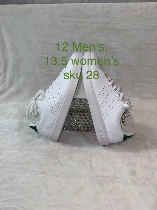Adidas White Advantage 2.0  12 men’s Sneakers with Green Heel Tab