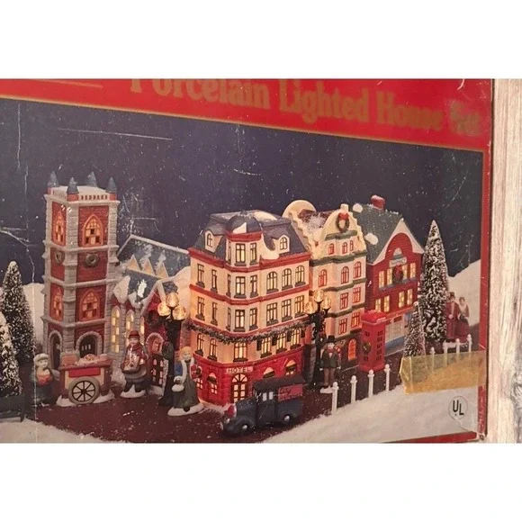 Dept 56  23 Pc Dickensvale Christmas Village Lighted RARE