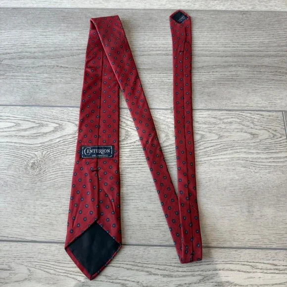 Vintage Centurion San Francisco Silk Tie Repeat Pattern 1960s 70's | 3.25