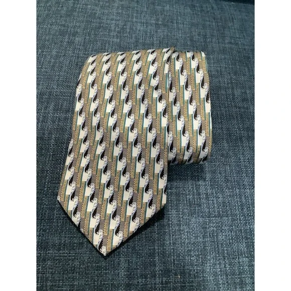Men's tie by Gianni Versace. 100% Silk.