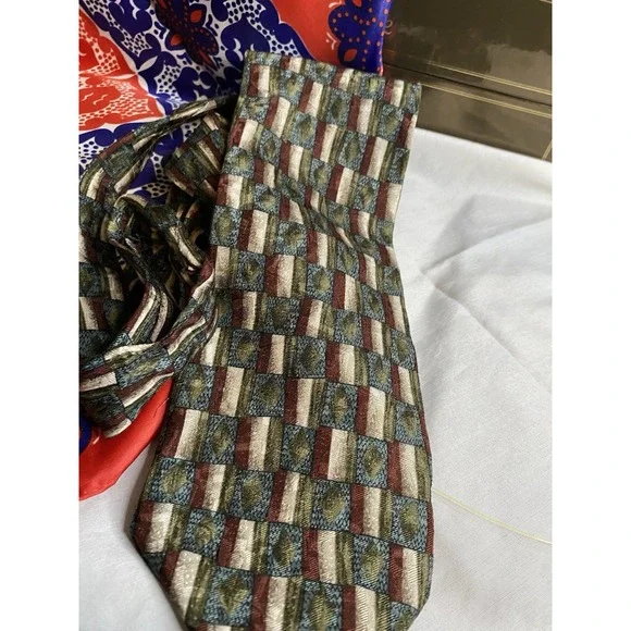 Hunting HornMen's 100% Silk Tie - 3.5 x 58‎ inches