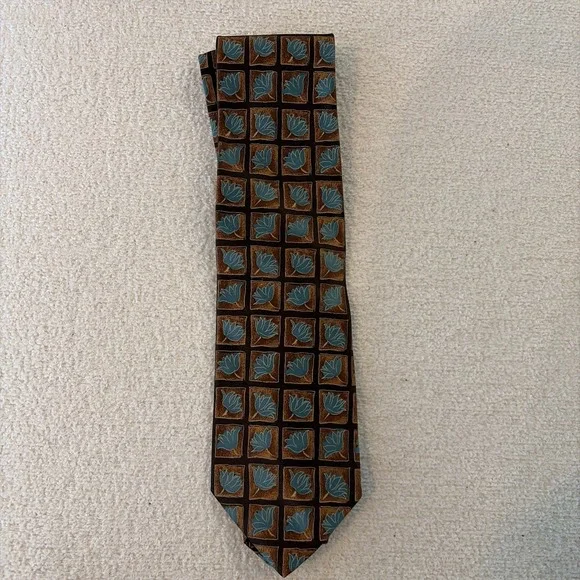 mens vintage Hugo Boss classic 100% all silk Retro luxury floral neck tie Italy