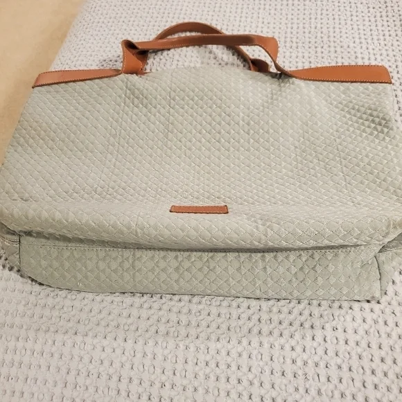 LIGHT Green Yvette Cordova Tote
