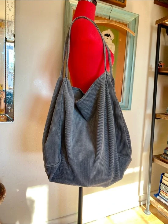 Everyday Corduroy Tote Bag in Gray