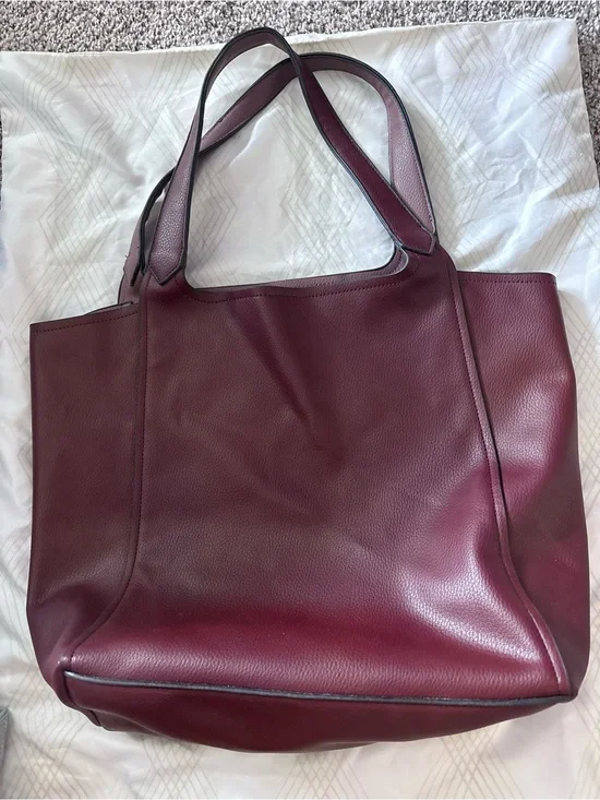 Women’s Burgundy Leather Tote Bag - Classic Everyday Carry - No Brand