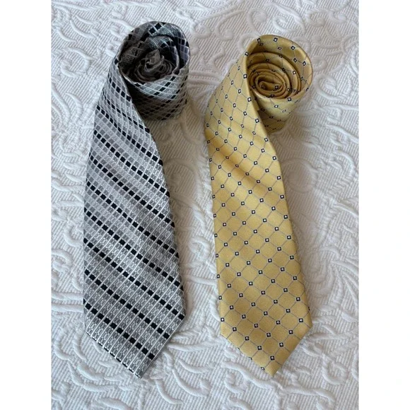 Jos. A. Bank 2 Mens -  Grey/Black and‎ a Gold/Blue medallion Executive ties
