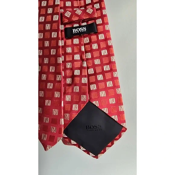 Hugo Boss BOSS Red Silk Tie‎ Geometric Pattern Designer Necktie Luxury Men's Tie