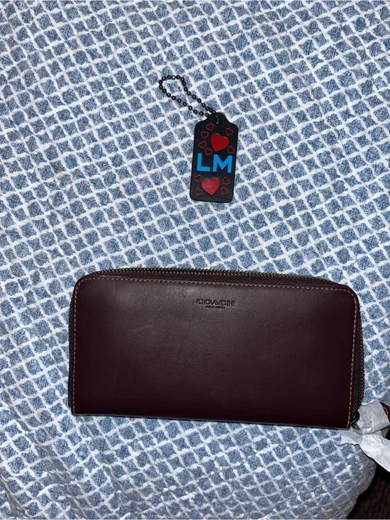 Coach Leather Zip Around Wallet -