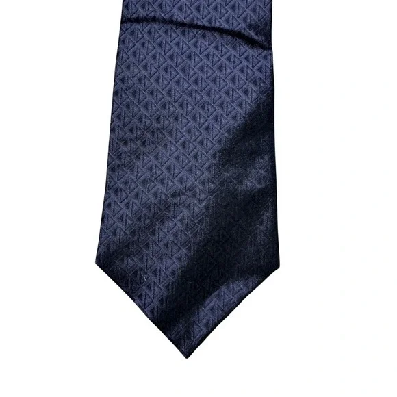 DKNY Mens Navy Blue Geometric Triangle Pattern 100% Silk Necktie Business Tie