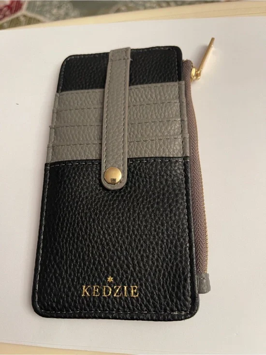Kendra Scott Black and Gray Card Case with Gold Hardware