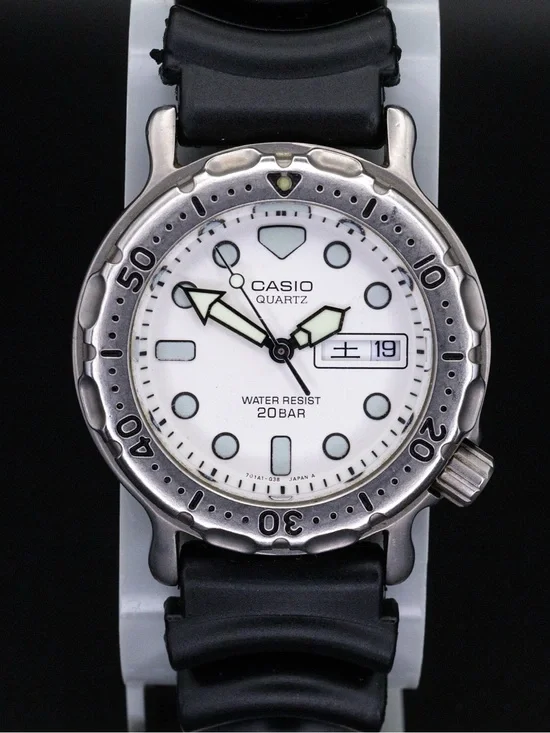 Casio Rare MD-704C Vintage Marlin 36mm JDM Import Day/Date 36mm Dive Watch