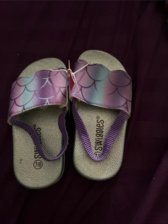 Swiggles Iridescent Purple Mermaid-Scale Slide Sandals