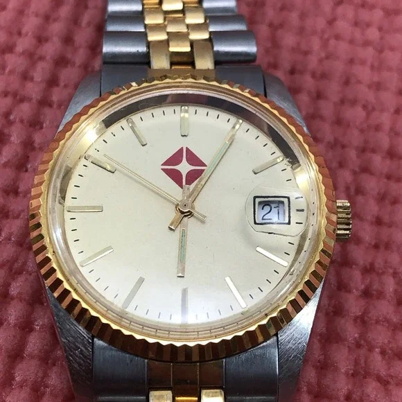 2 tone‎ wristwatch men's gold and gray swiss parts made in China Needs Battery