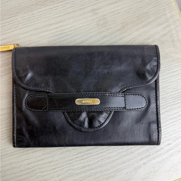 Vintage *Authentic w/Cert* Gucci Black Leather clutch Wallet Passport Holder