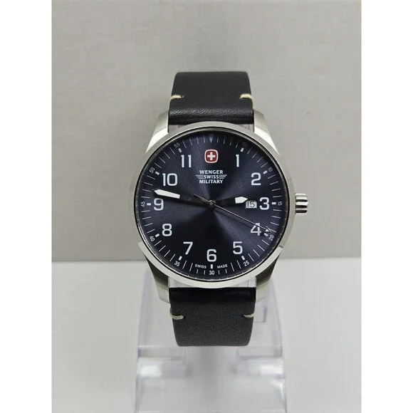 Wenger Terragraph Swiss Military Men 42mm Gray Sapphire Quartz Watch New Battery