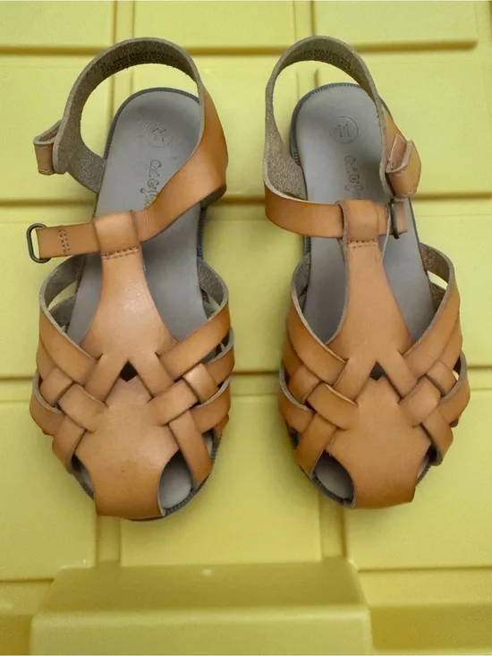 Cat & Jack Woven Leather Sandals, Size 11 (Kids)