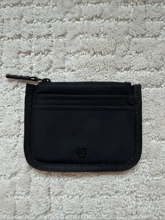 lululemon athletica Black Compact Card Wallet
