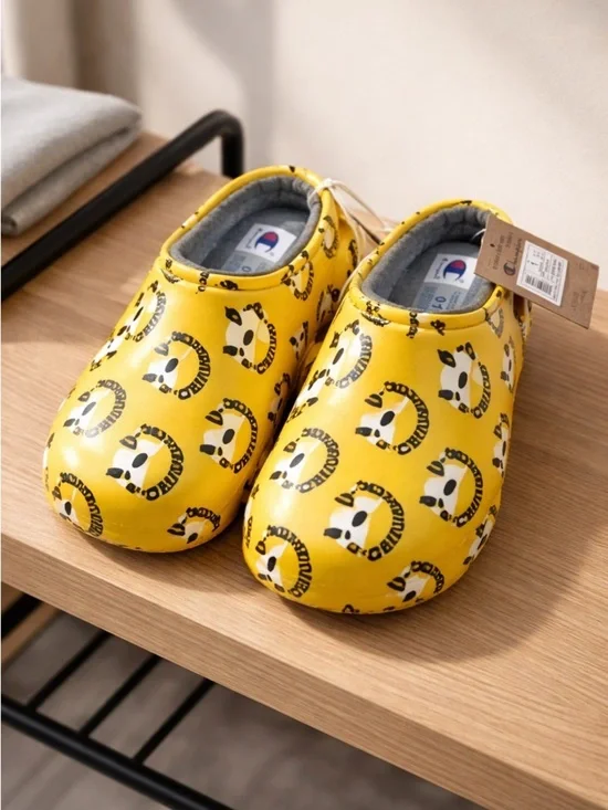 NWOB Champion Youth Meloso Yellow Smiley Lined Slip-On Shoes Sandals - Size 1