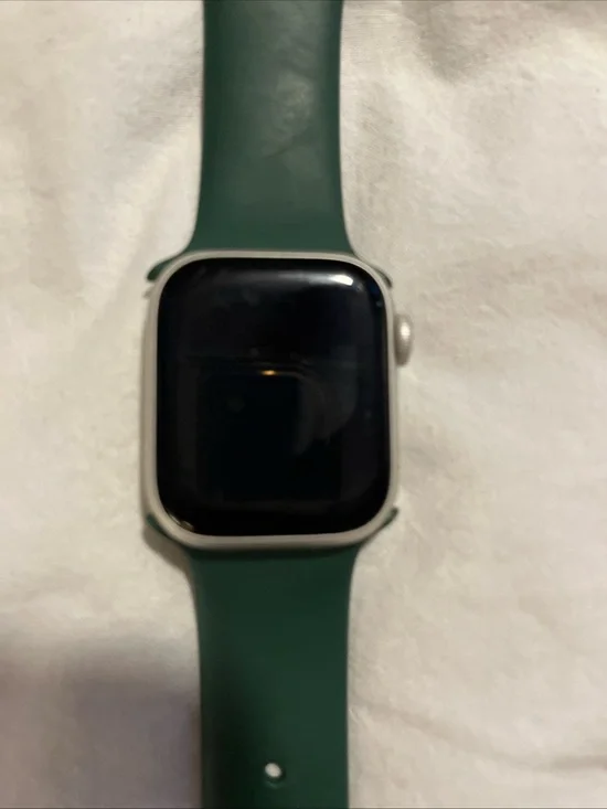 8   Apple Watch 8 series 41 mm
