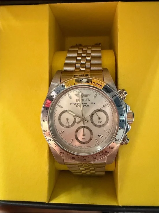 Invicta Speedway 30983 Chronograph Watch – Brand New with Box